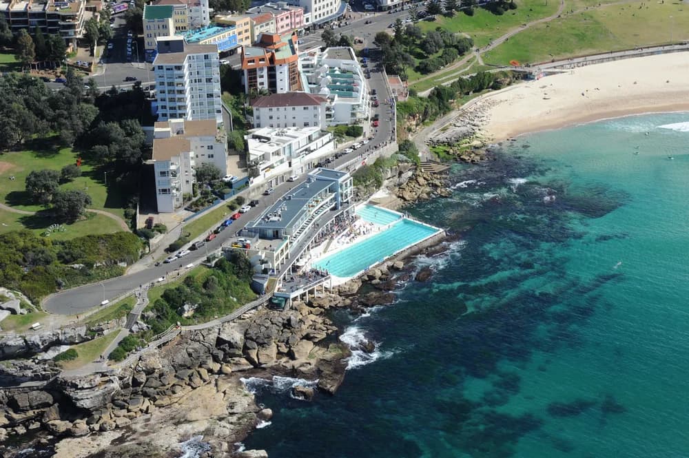 Bondi Icebergs - The famous Bondi pool