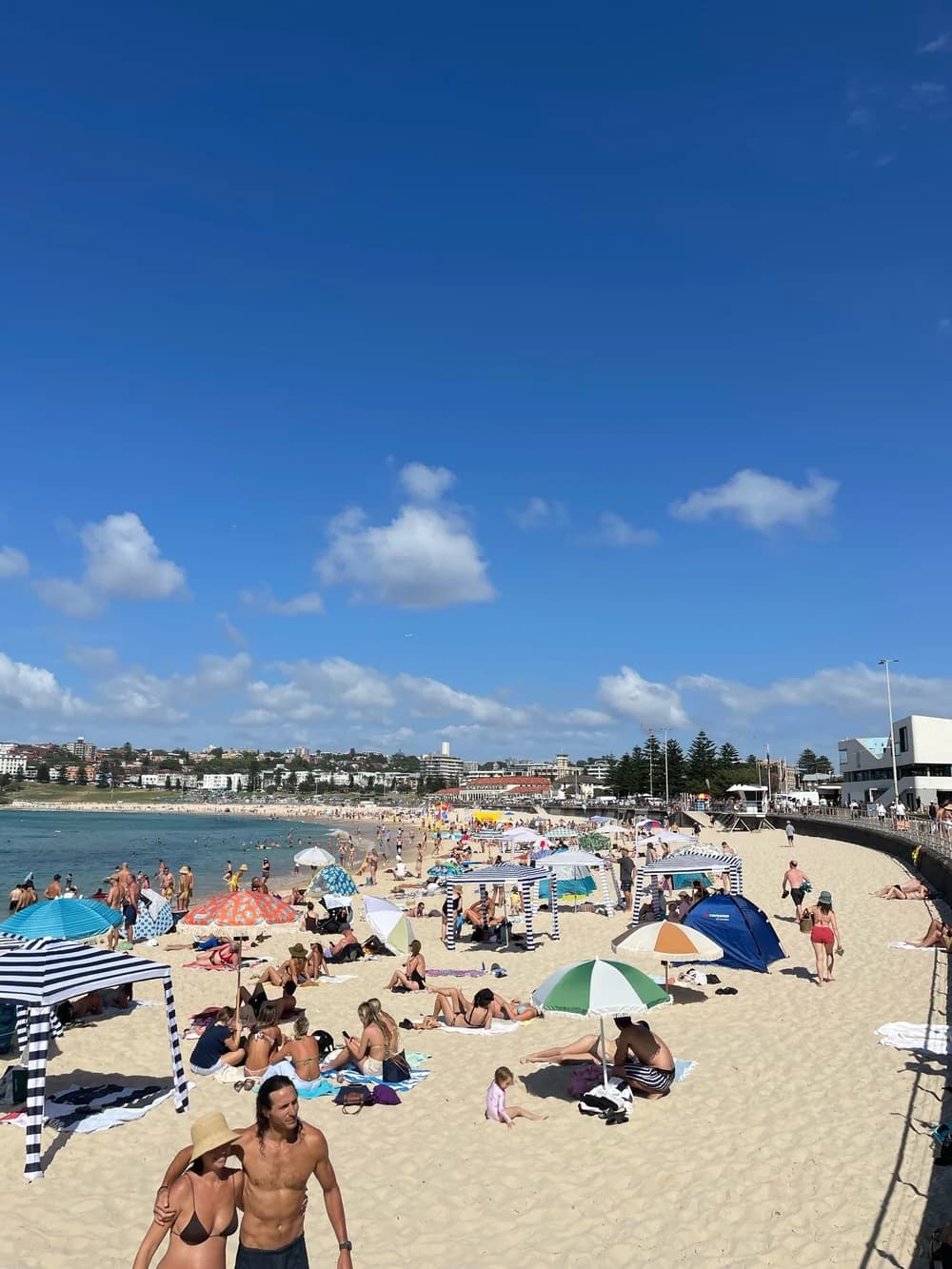 ¿Hay ladrones o carteristas en Bondi Beach?