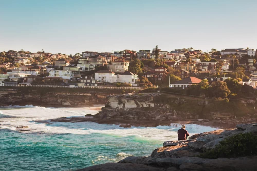Caminando bajo el sol: la guía definitiva del paseo costero de Bondi a Bronte