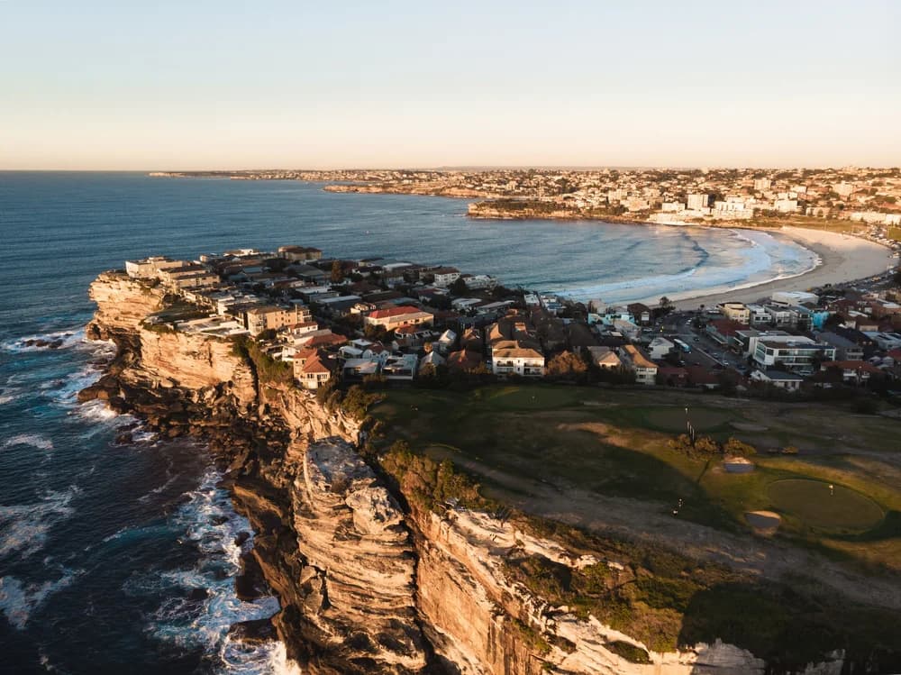 Discover Bondi: A Guide to Tours in and around Bondi Beach